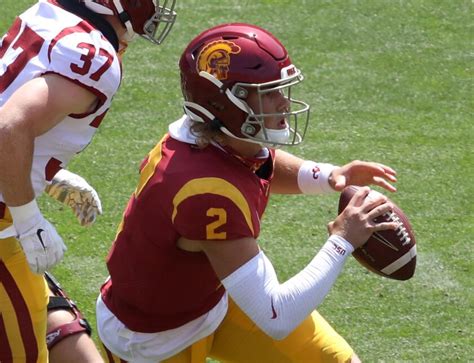 USC backup QBs Jaxson Dart, Miller Moss gaining confidence - Los Angeles Times