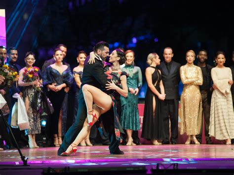 Stunning images capture the heart of the Tango Festival & World Cup : r/argentina