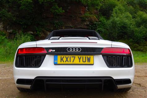 Audi R8 Spyder V10 Review - Driving Torque