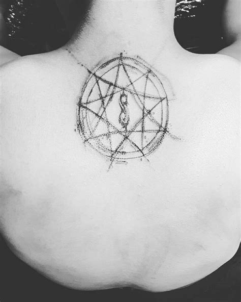 Pin de Elisabeth Temper en Tattoo | Ideas de tatuaje pequeño, Tatuajes ...