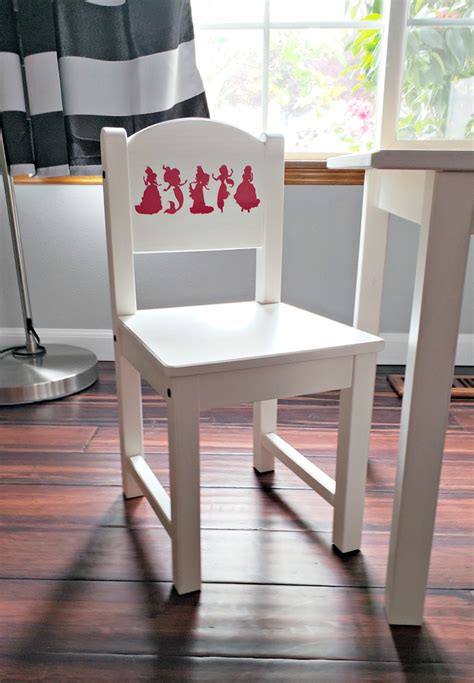 IKEA Hack: SUNDVIK Kid's Table & Chairs - Simply {Darr}ling
