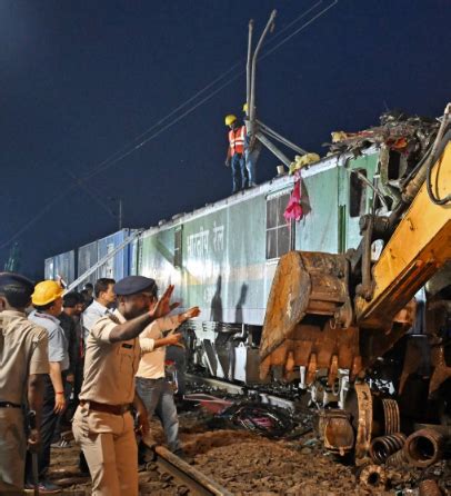 Survivors recall horror of deadly double Indian train crash