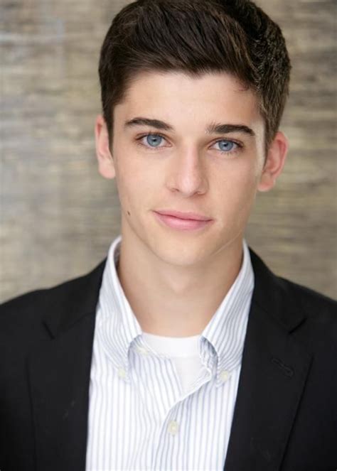 General picture of Sean O'Donnell - Photo 151 of 876 | Cute teenage boys, Beautiful men faces ...