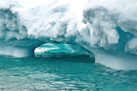 Stunning Photos of The Otherworldly Beauty of Antarctica's Iceberg - Snow Addiction - News about ...