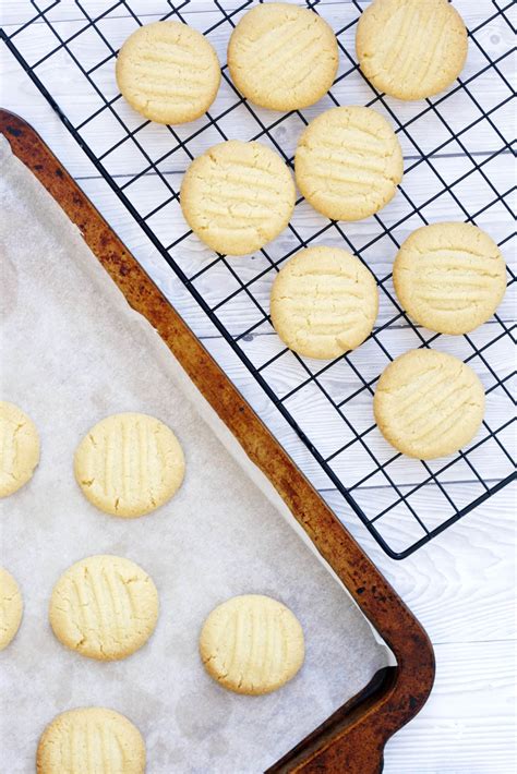 Remove the fork biscuits from the oven and leave them to cool on a wire rack.