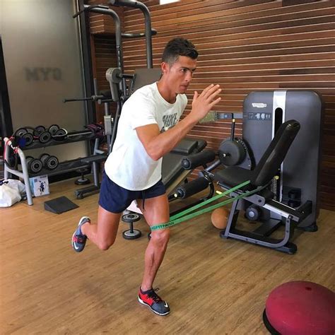 These Instagram Posts Of Cristiano Ronaldo Will Give You Major Fitness Goals | IWMBuzz