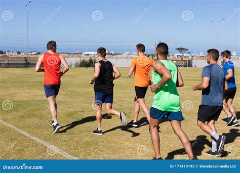 Men running to train stock image. Image of real, exercise - 171419193