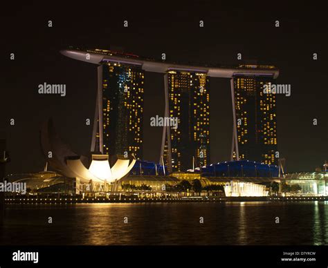 Marina Bay Sands night view Stock Photo - Alamy