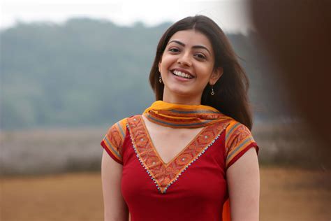 Kajal Agarwal Wallpapers In Magadheera