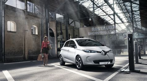 Renault leasing 100,000 EV batteries | EVs & Beyond