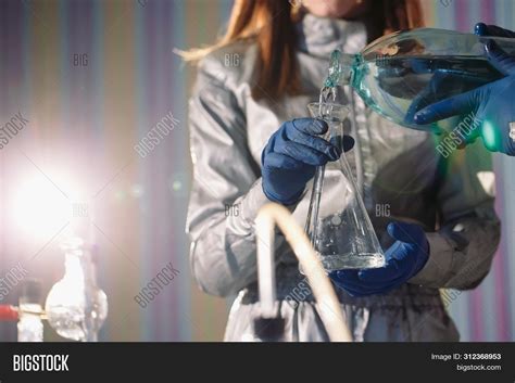 Experiments Chemistry Image & Photo (Free Trial) | Bigstock