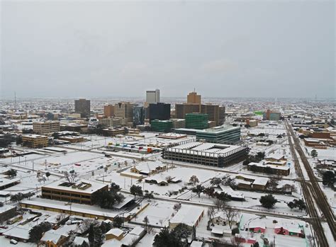 Incredible photos show snow blanketing parts of Texas following winter ...