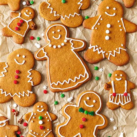 Gingerbread Cookies (VIDEO) - NatashasKitchen.com