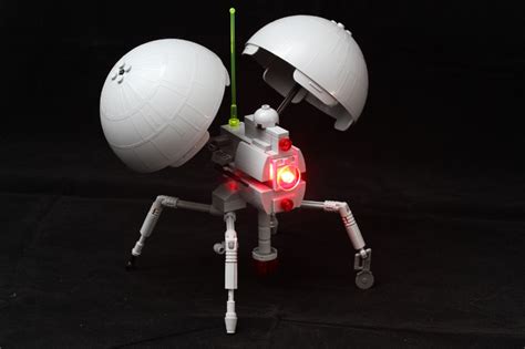 [MOC] Buzz Droid - CBSWIII Revenge of the Sith - LEGO Star Wars - TEST ...