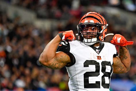 Cincinnati Bengals are 'proud' of Joe Mixon, hope to reach long-term ...