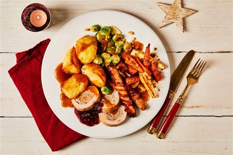 Christmas dinner in a box 2020: delivery deals from M&S, Hello Fresh ...