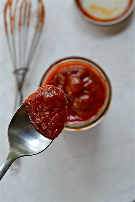 Easy Pizza Sauce (From Tomato Paste) - 4 Hats and Frugal