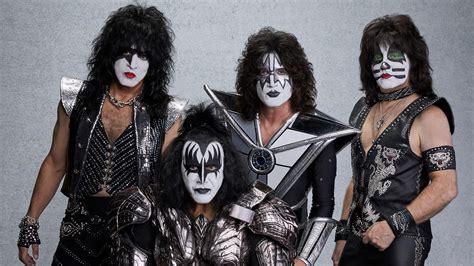 KISS bring End of the Road tour to Des Moines: 'This is it for us'