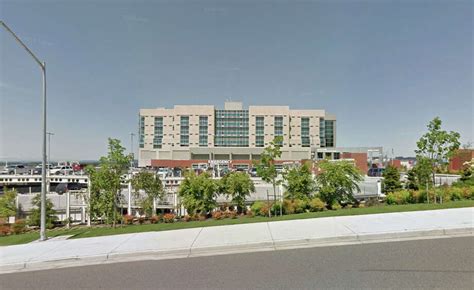 Man sues Puyallup hospital in hepatitis C case - seattlepi.com