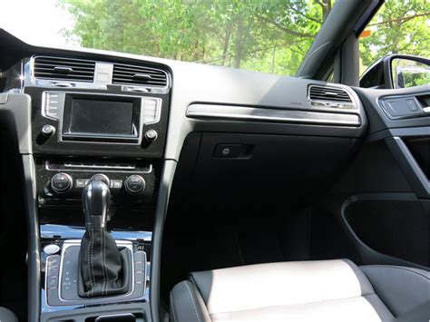 2015 Volkswagen Golf: 96 Interior Photos | U.S. News