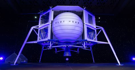 Jeff Bezos Unveils Blue Origin's Prototype of a Lunar Lander | WIRED