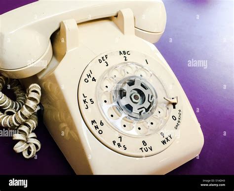 Rotary dial phone hi-res stock photography and images - Alamy