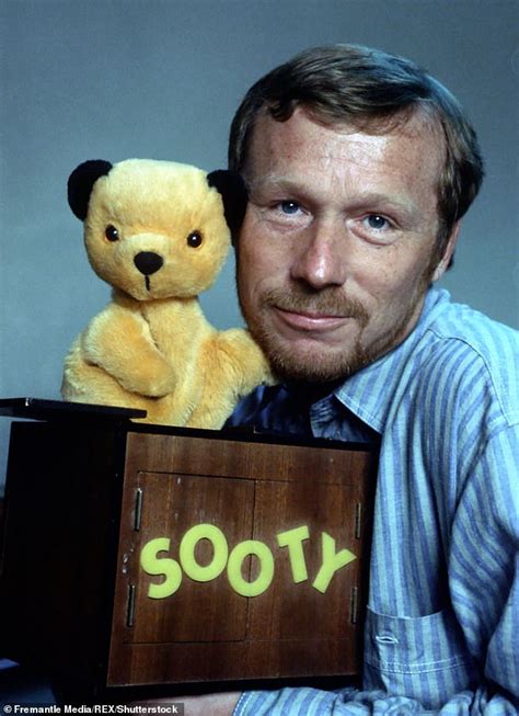 Sooty star Matthew Corbett, 72, almost died from coronavirus - ReadSector