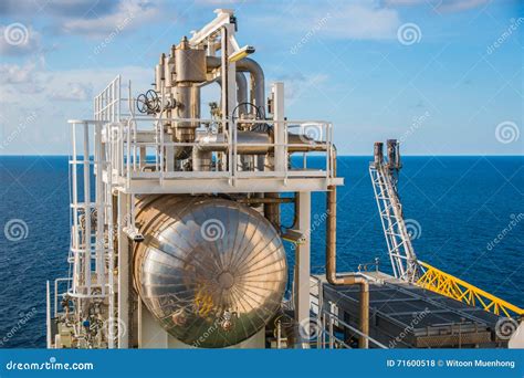 Offshore Construction Platform for Production Oil and Gas, Oil a Stock Photo - Image of natural ...