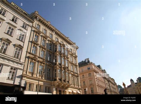 Historic Architecture in the center of Vienna Stock Photo - Alamy