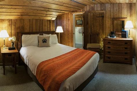 Big Meadows Lodge - Shenandoah National Park Lodging