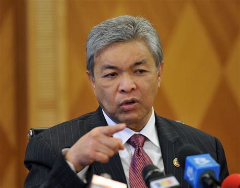 Zahid returns to helm Umno