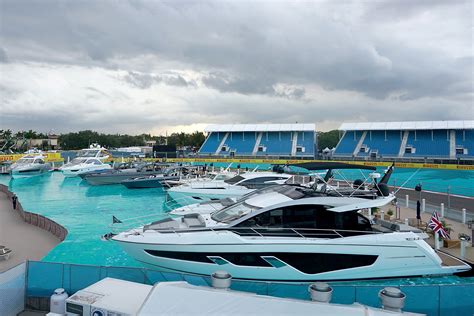 Miami Grand Prix: Fake Marina With Fake Water Steals Show - Bloomberg