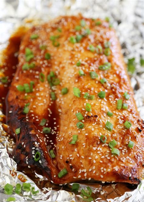 Honey-Soy Asian Salmon in Foil – The Comfort of Cooking