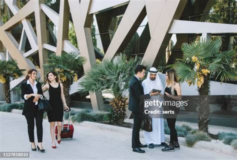 Dubai People Street Photos and Premium High Res Pictures - Getty Images