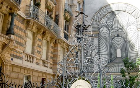 Art Nouveau Architecture Tour in Paris - Paris Perfect