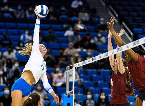 UCLA women’s volleyball defeats Washington State, serves up 6th ...