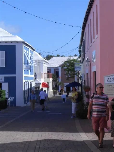 King's Wharf Bermuda - Cruise Port Guide to King's Wharf