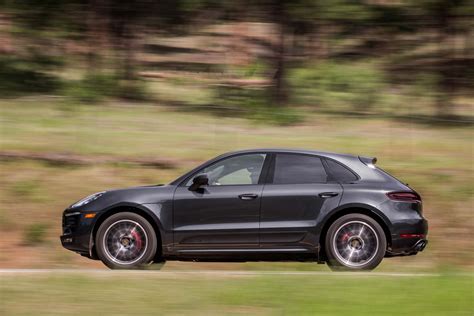 Climbing Pikes Peak in the 2017 Porsche Macan GTS