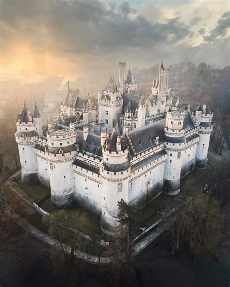 Pierrefonds castle, France : r/pics