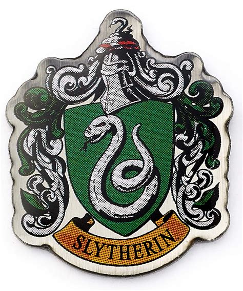 Slytherin Crest Pin Badge: Amazon.co.uk: Clothing