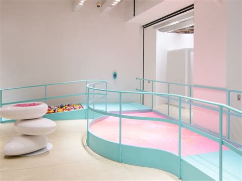 I visited New York City's colorful new slime museum, and it's an Instagram lover's dream