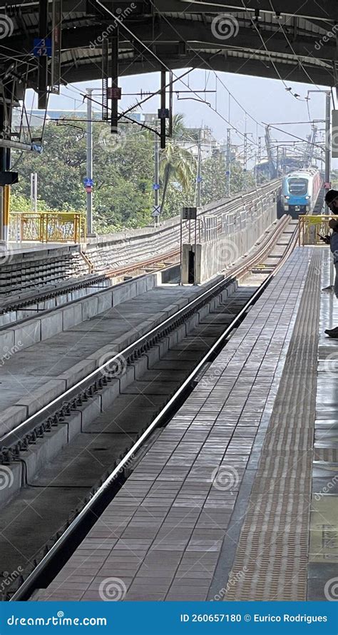 Andheri Metro Station - Blue Line 1 Editorial Image - Image of serving, connecting: 260657180