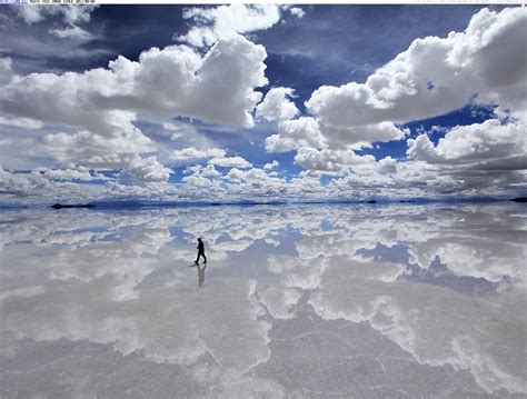 Salar de Uyuni, The World’s Largest Natural Mirror - Traveldigg.com