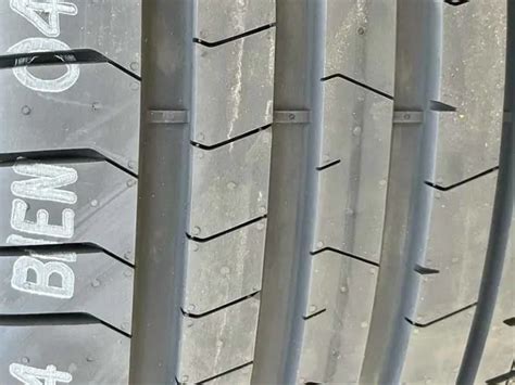 Tire Wear Bars (Purpose & Meaning) | TireGrades