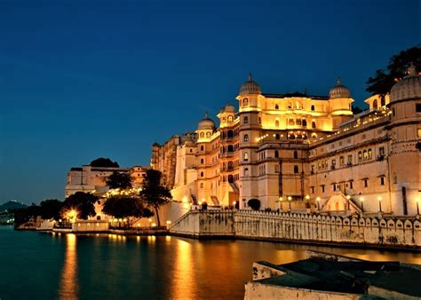 Explore City Palace With Spectrum Resort Spa & Convention - Spectrum Udaipur