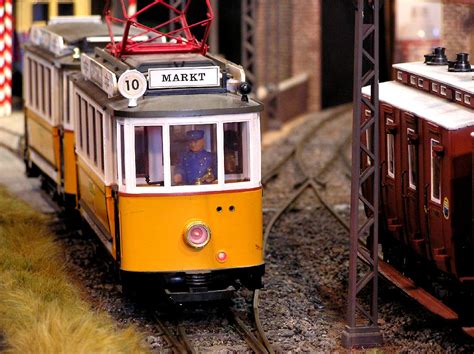 Garden model railway G Gauge 16mm scale narrow gauge outdoor garden ...