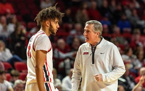 Stansbury resigns as WKU Men’s Basketball head coach – WKUHerald.com