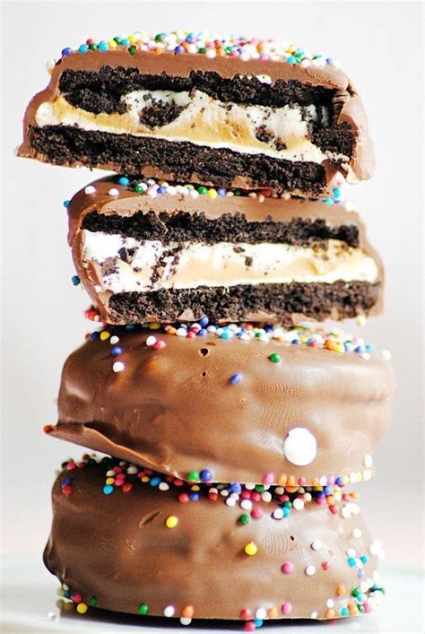 Pin on FLAVOURS: Oreo - Twist Lick Dunk