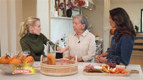 California Cooking: Friendsgiving 2023 with Annie Rose Ramos & Mom – KTLA