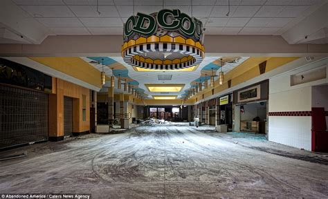 Inside Ohio Randall Park Mall, once the biggest in the WORLD | Daily ...